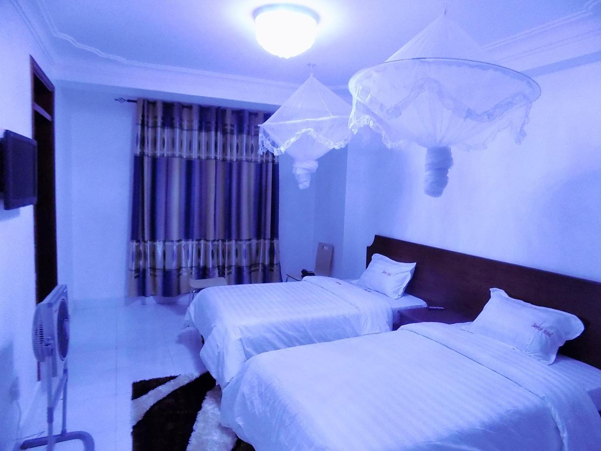 Sunrise Hotel Kampala Rum bild